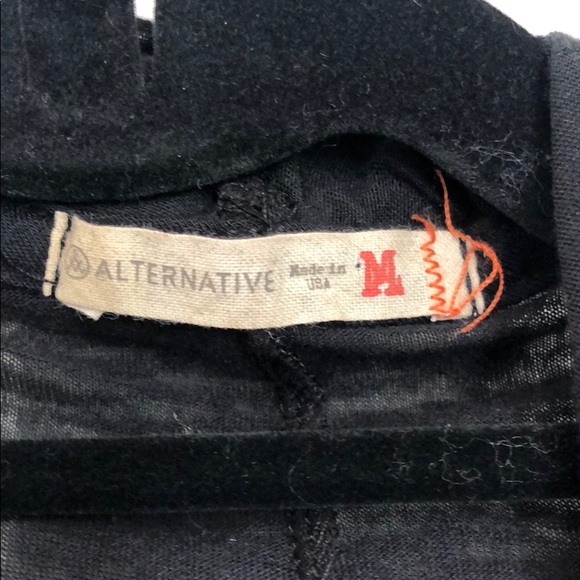 Alternative High Low Short Sleeved Cardigan - Picture 7 of 7